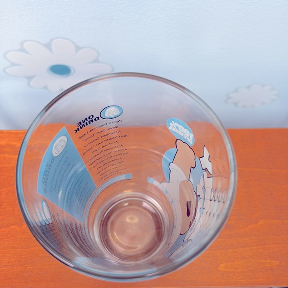 New Family Guy 2014 Drinking Game Pint Glass 100% Official 3 Drinks Made In USA! - Picture 6 of 12